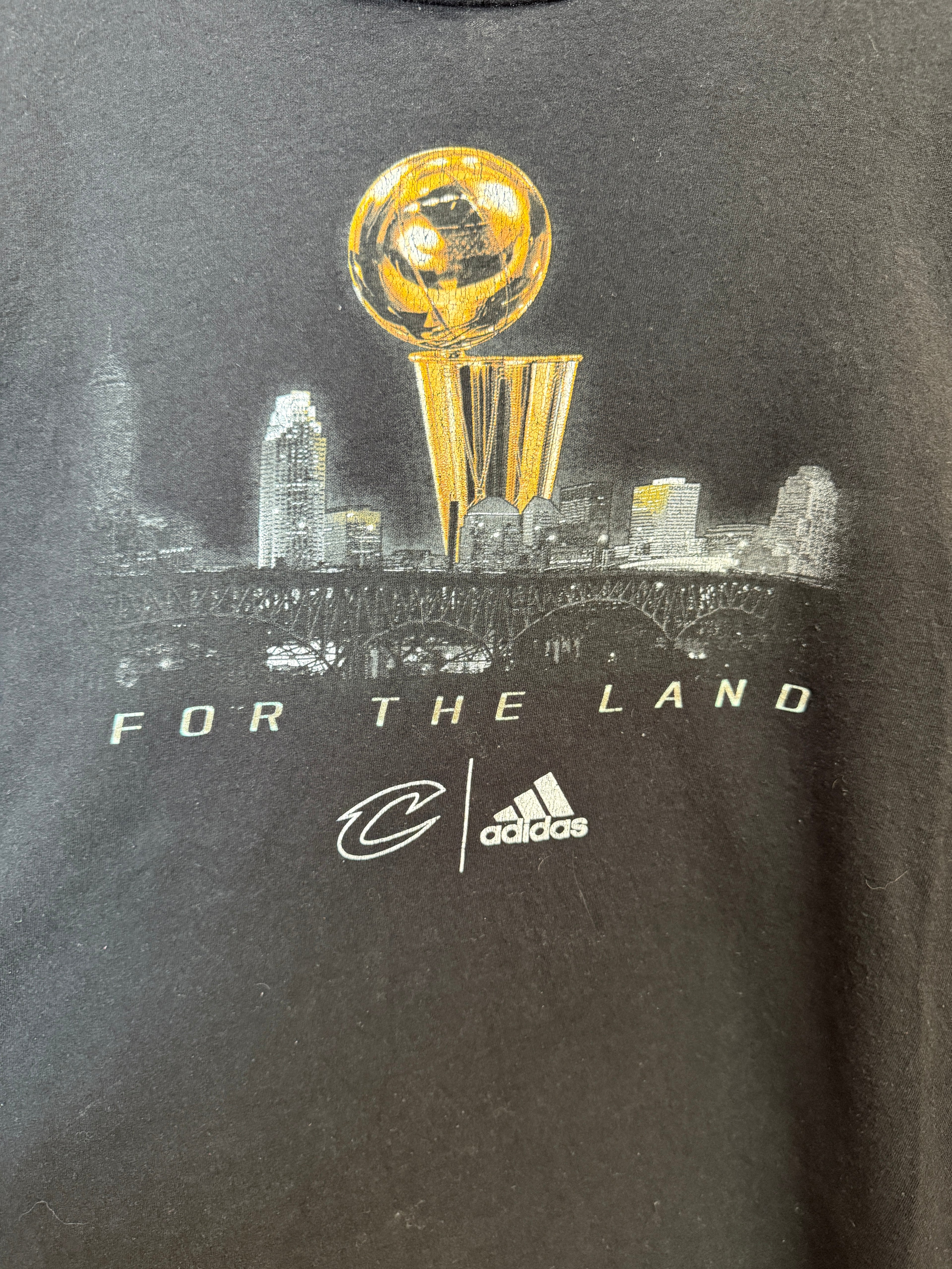 Cleveland Cavaliers FOR THE LAND 2016 Championship Tee | size XL