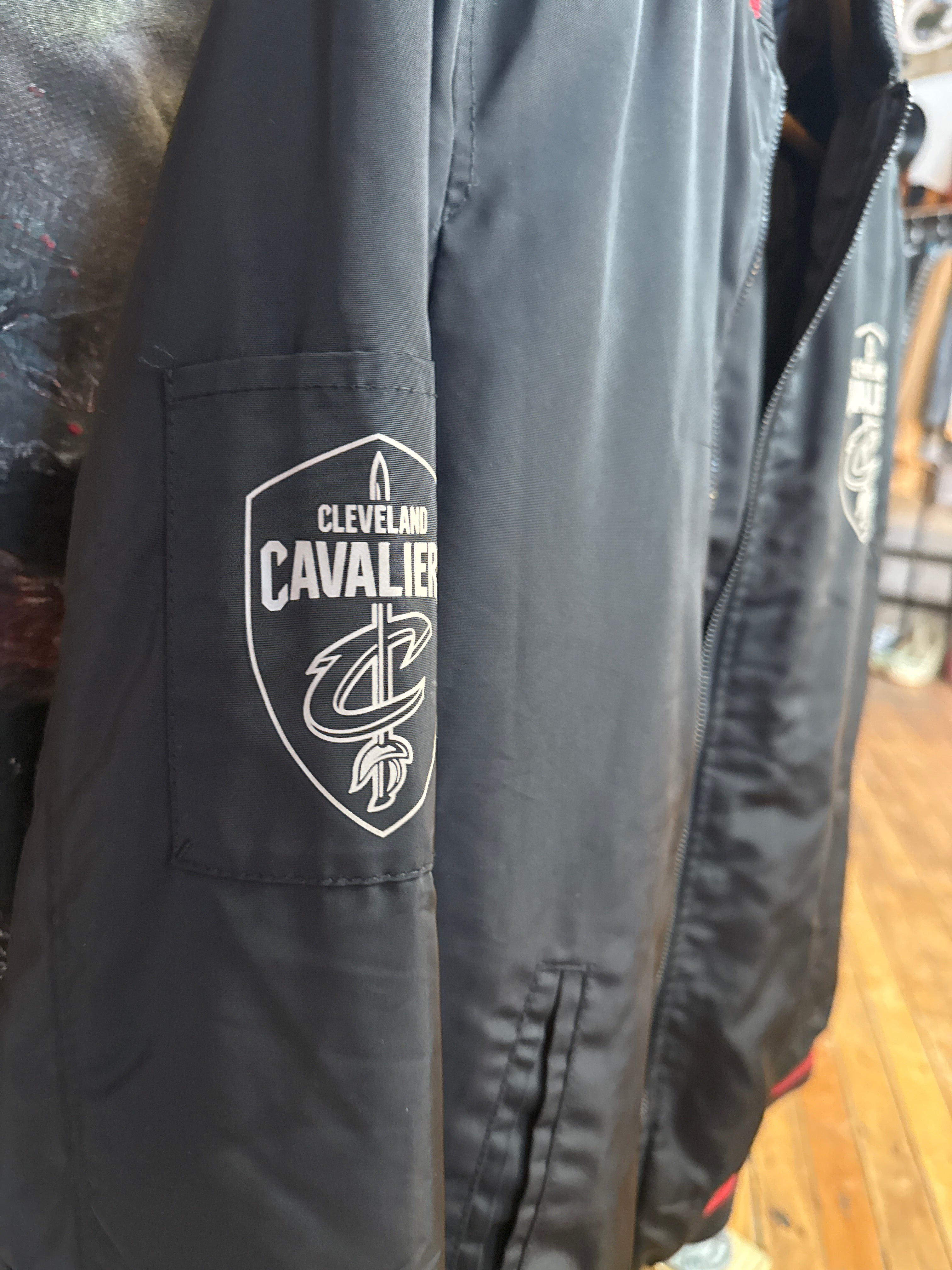 Cleveland Cavaliers NBA black bomber jacket | size S
