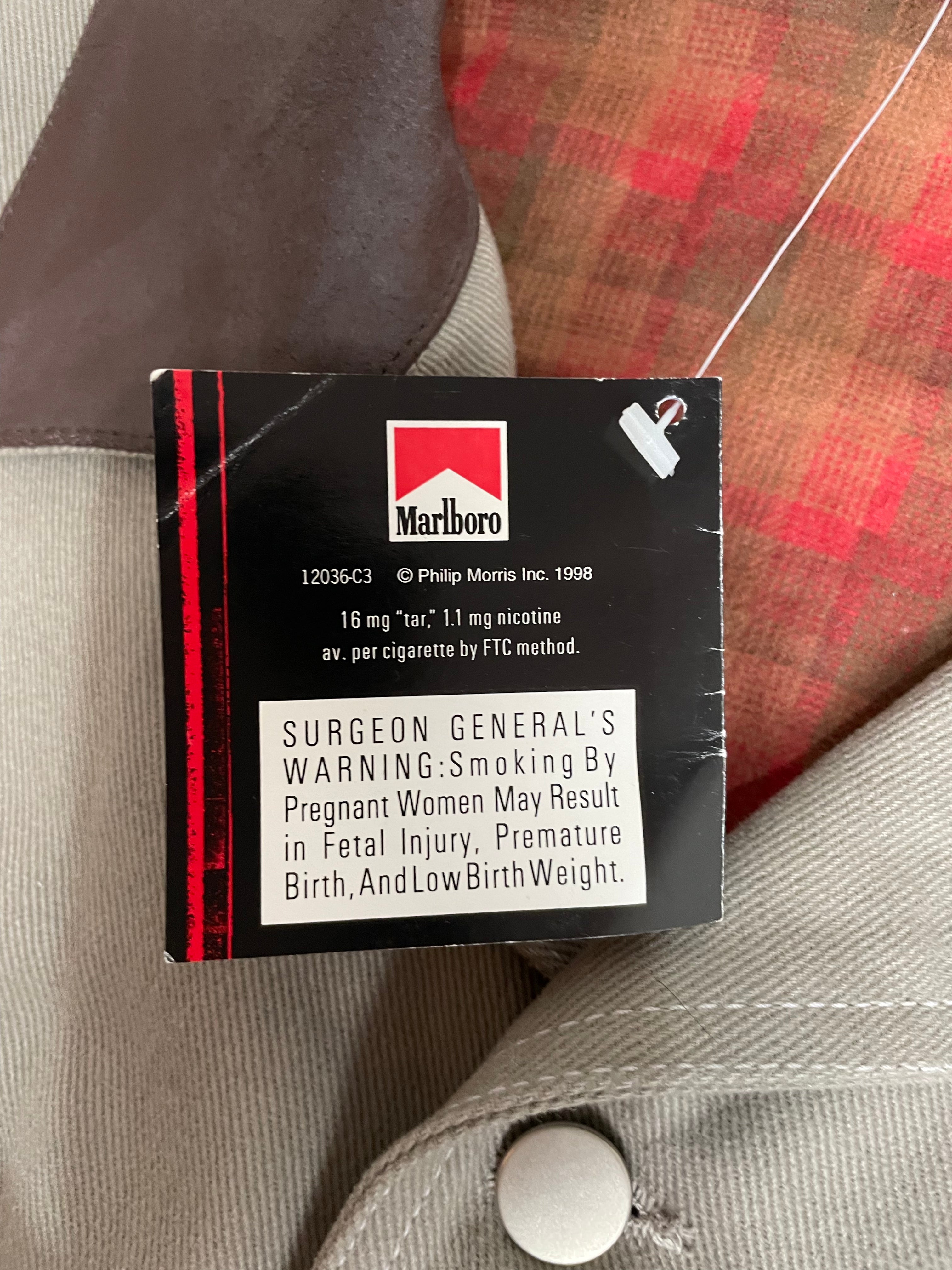 Vintage 1998-'99 Marlboro Heavy Button Up Jacket | size XL